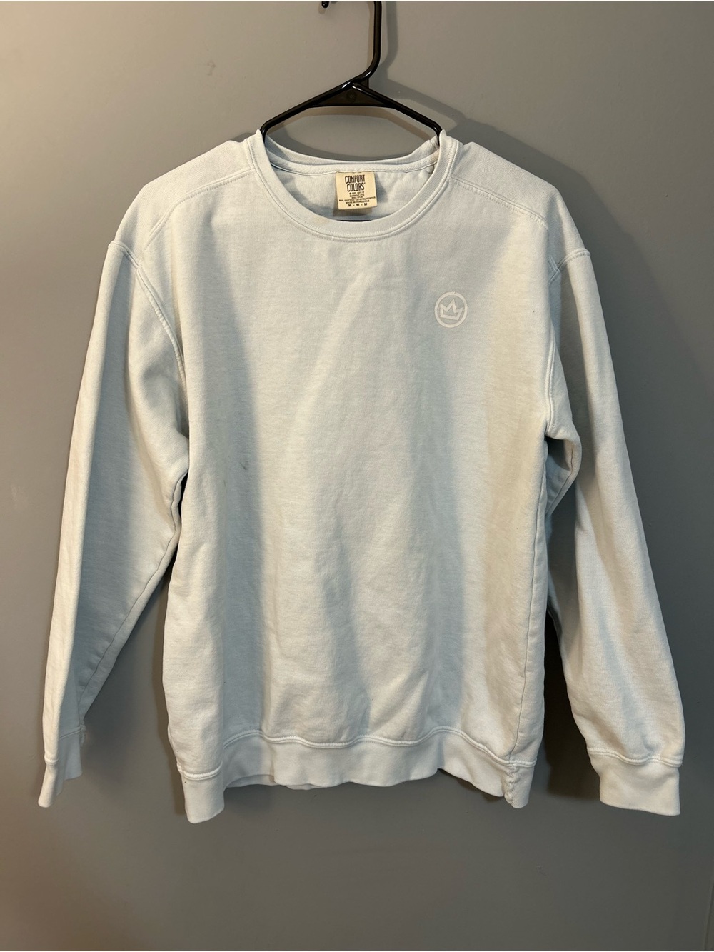 Comfort Colors Men's Crewneck Sweatshirt in Pale Blue with Crown Logo